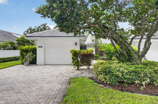 Boca West Country Club Unit 101 photo 2