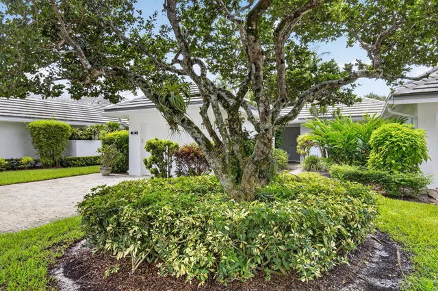 Boca West Country Club Unit 101 photo 3