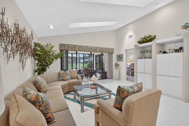Boca West Country Club Unit 101 photo 9