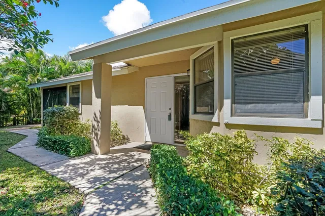 Residence photo 5