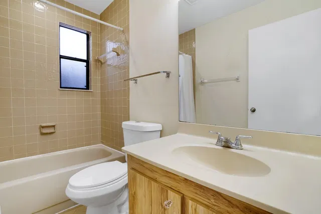 Residence photo 15