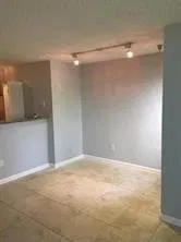 Unit E photo 6