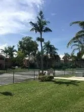 Unit E photo 19