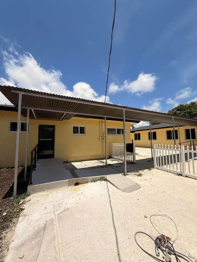 Residence photo 20