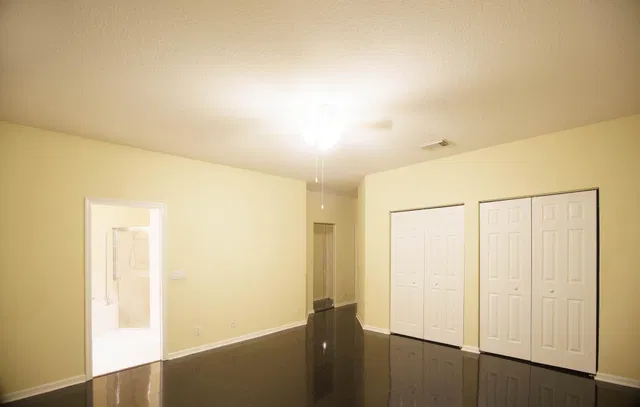 Residence photo 6