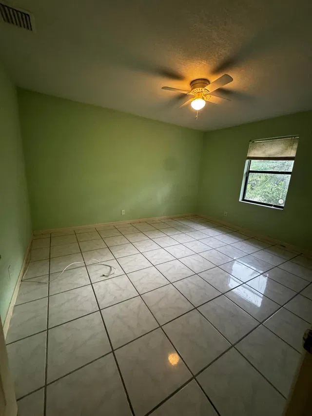 Residence photo 18