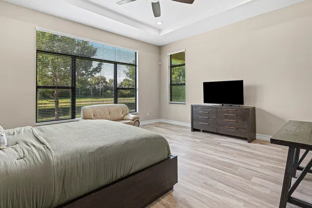 Residence photo 22