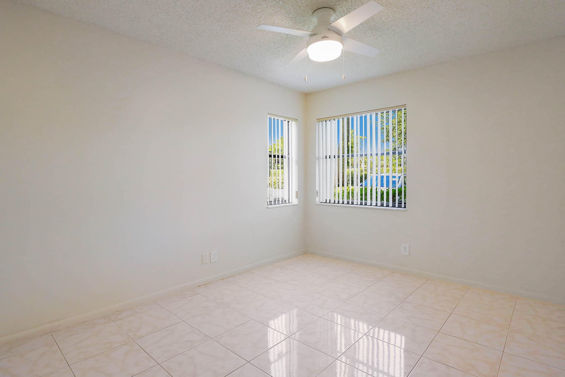 Residence photo 14