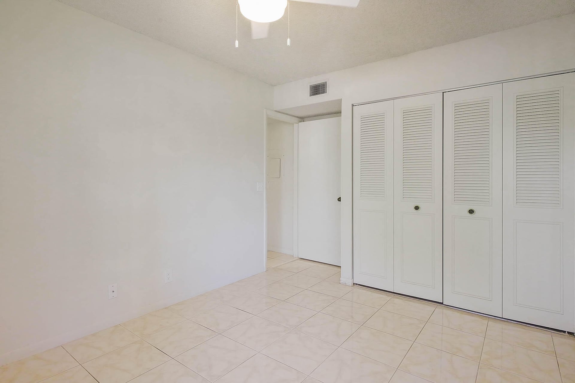 Residence photo 15