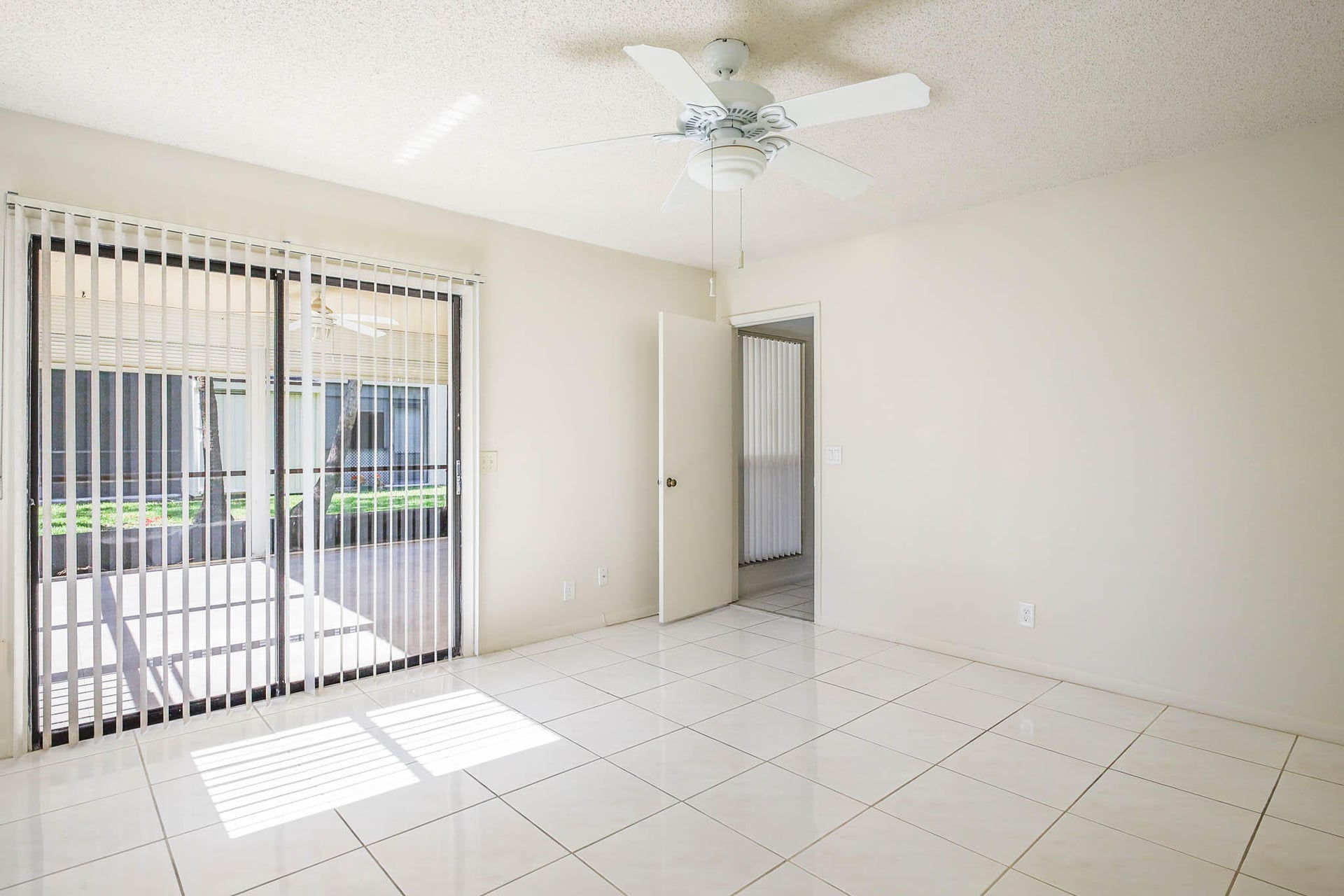 Residence photo 18