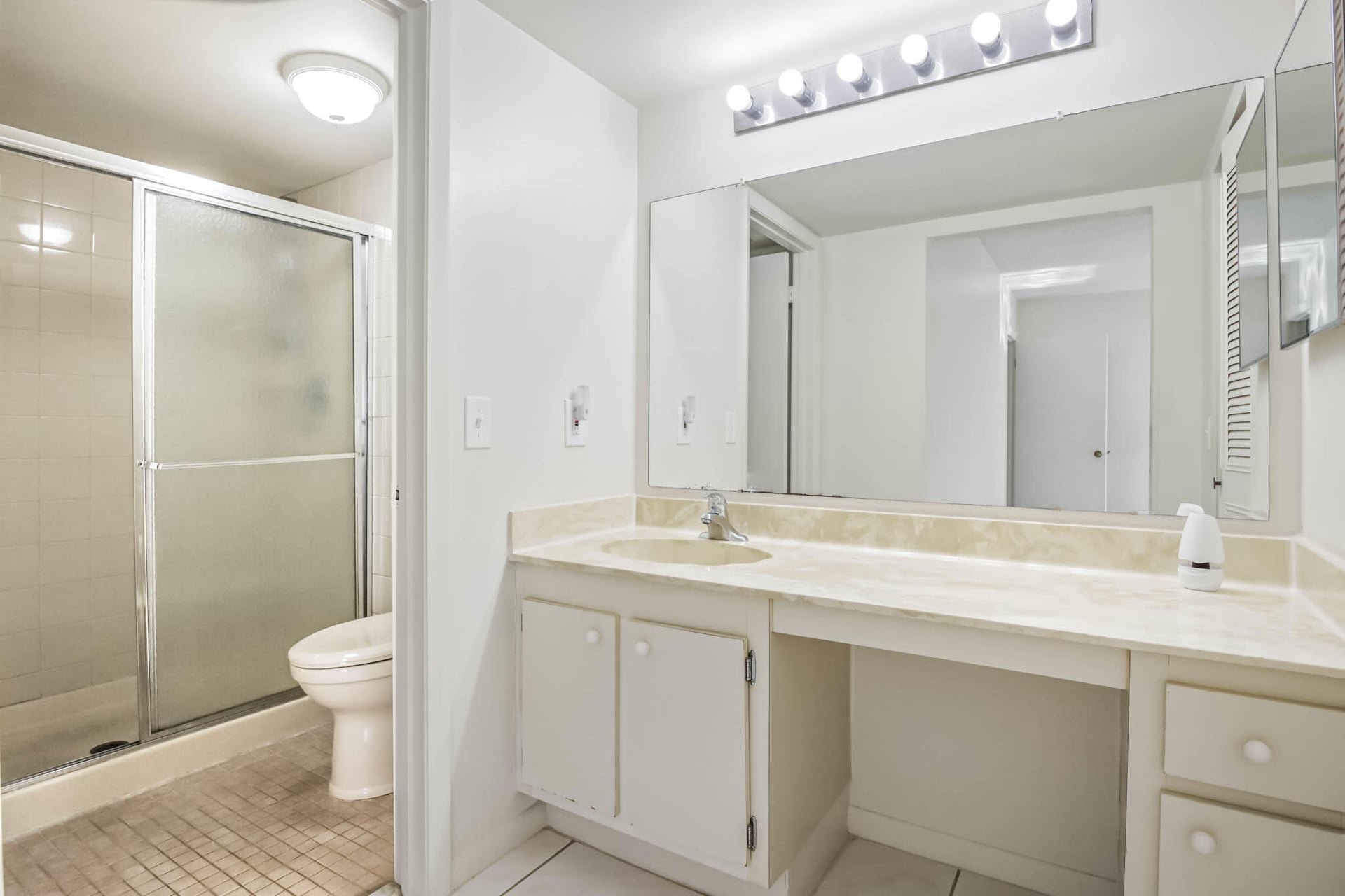 Residence photo 19
