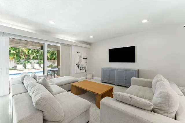  Residence photo 4