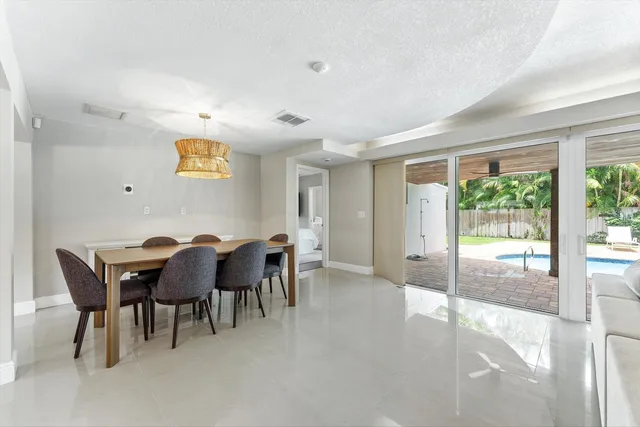  Residence photo 9