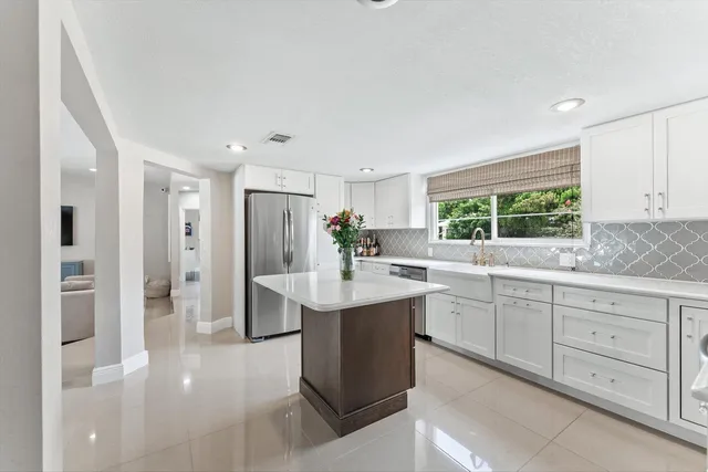  Residence photo 12