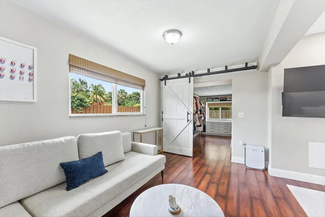  Residence photo 22