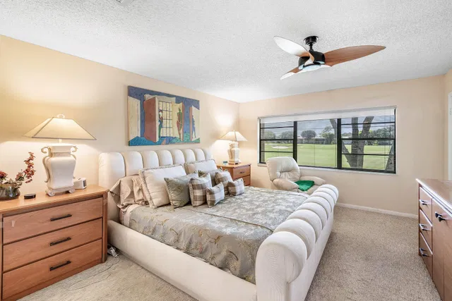  Unit H photo 26