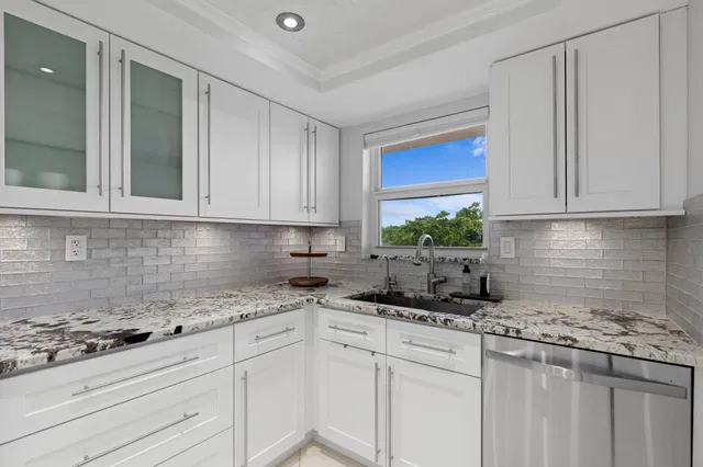 Boca Raton Unit 2030 photo 8