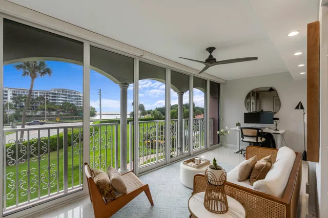 Boca Raton Unit 2030 photo 17