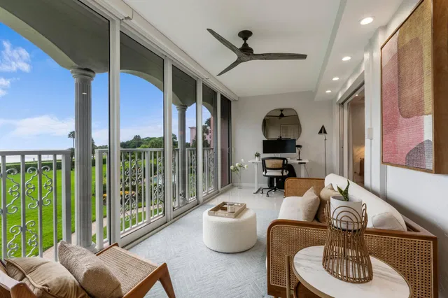 Boca Raton Unit 2030 photo 18