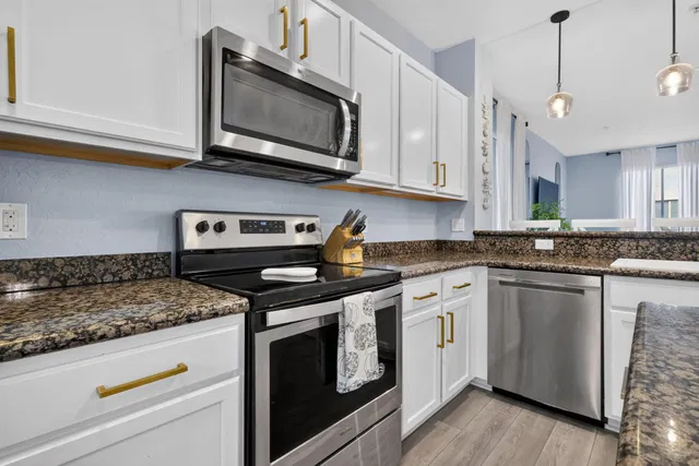 Residence photo 19