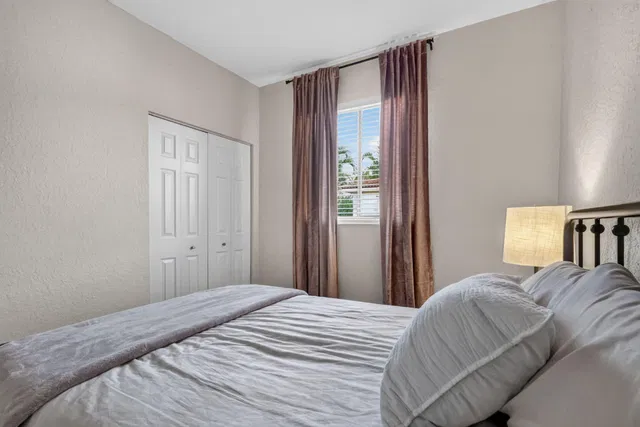 Residence photo 27