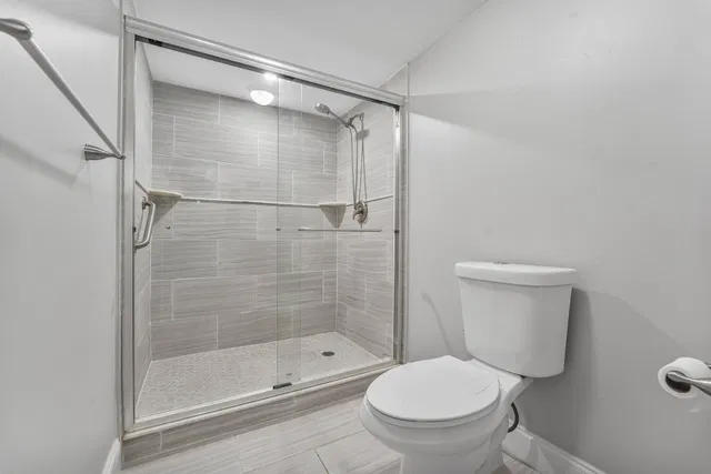  Unit 204 photo 22
