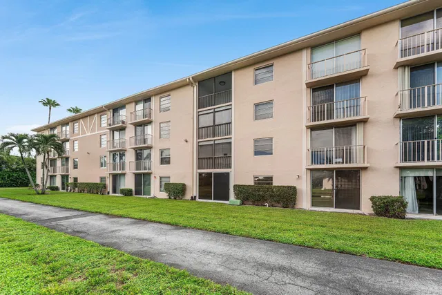  Unit 204 photo 31