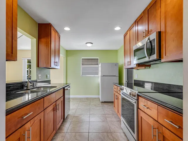 Residence photo 7