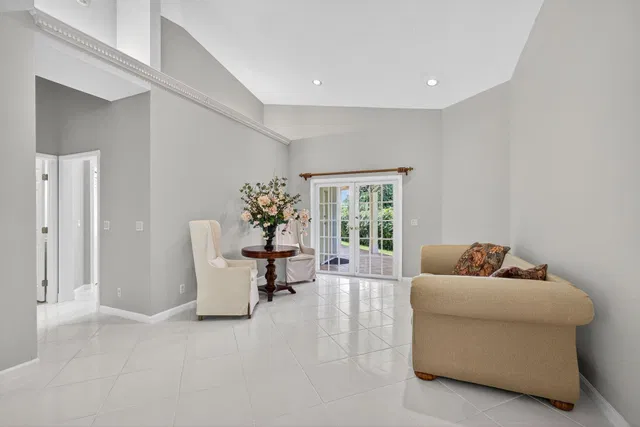  Residence photo 13