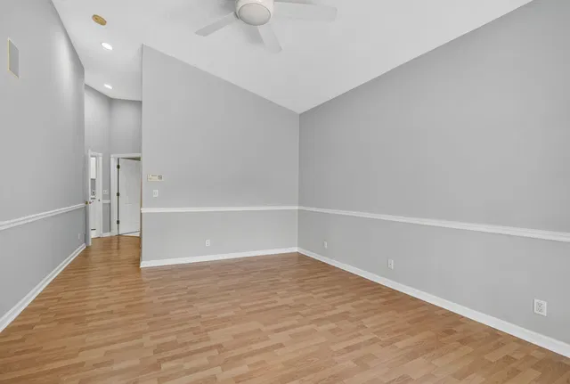  Residence photo 24