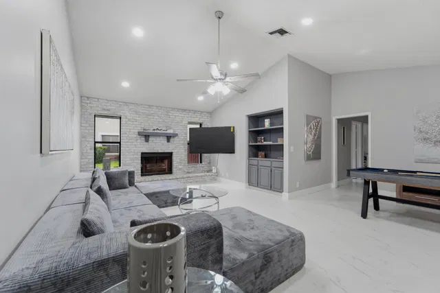 Residence photo 21