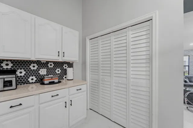 Residence photo 23