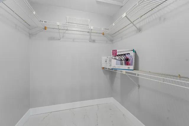 Residence photo 41