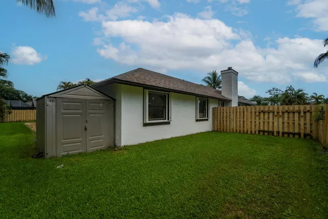 Residence photo 54