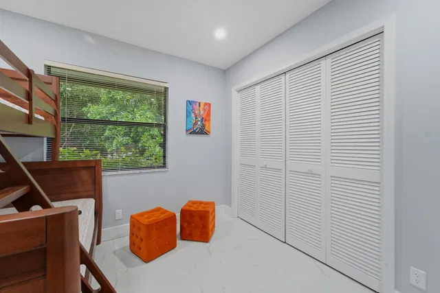 Residence photo 30