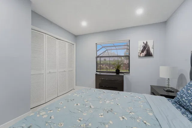 Residence photo 32