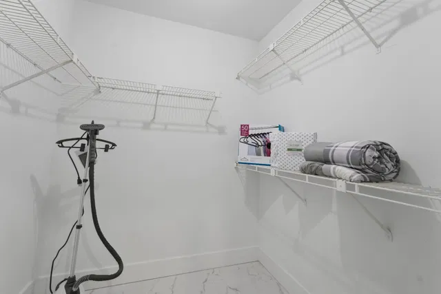 Residence photo 41