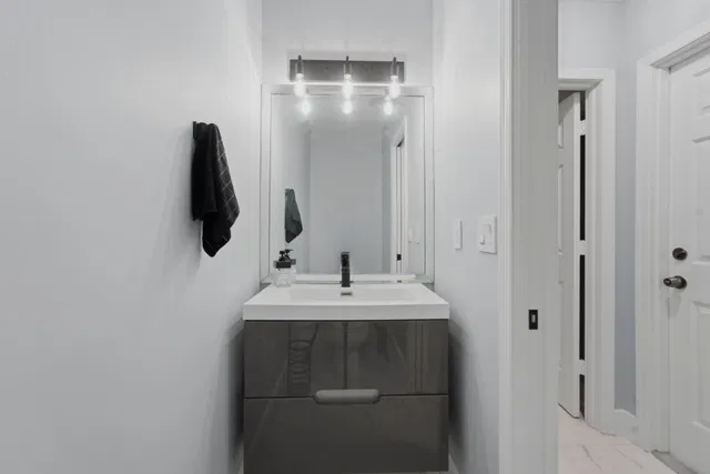 Residence photo 43
