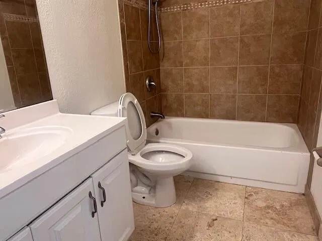  Residence photo 8