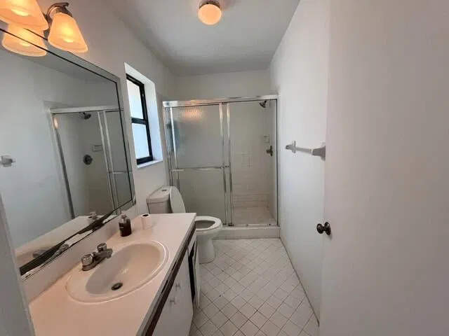  Residence photo 9
