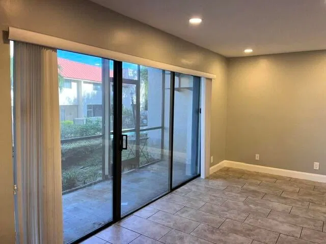  Residence photo 13