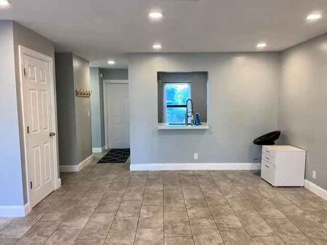  Residence photo 15