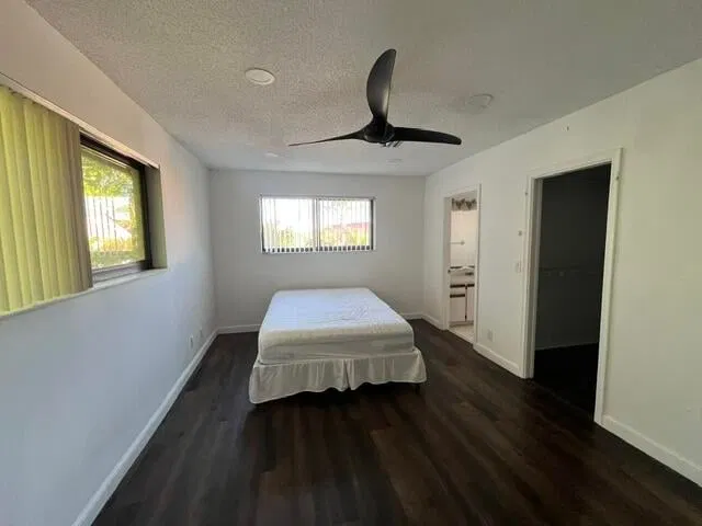  Residence photo 16
