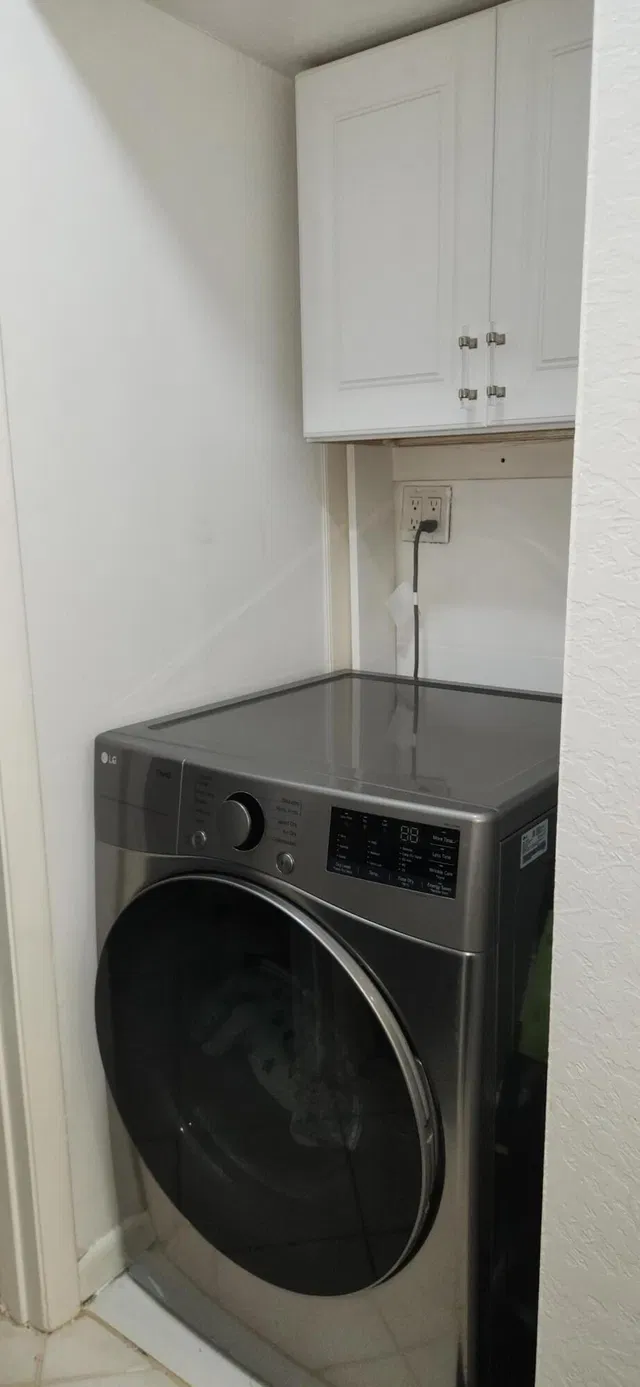 Unit C photo 8