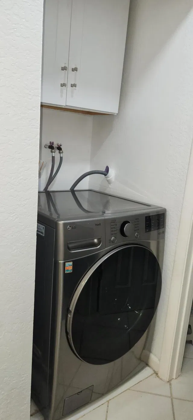 Unit C photo 9