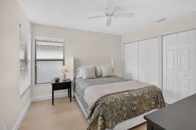 Residence photo 36