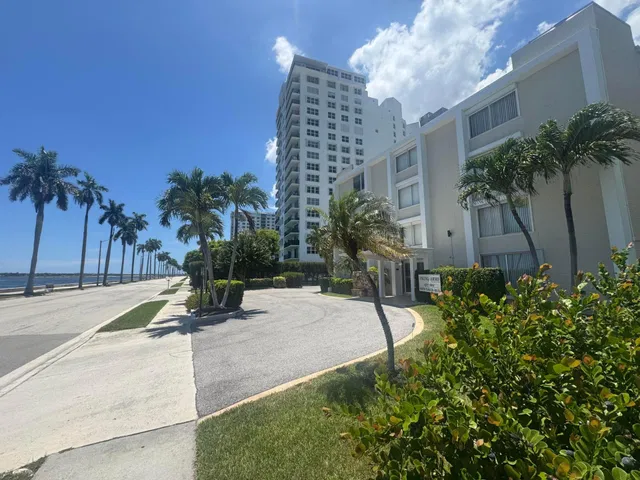 Downtown West Palm Beach Unit 112F photo 4