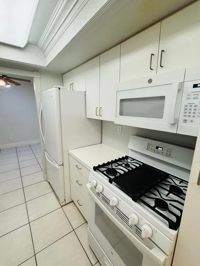 Downtown West Palm Beach Unit 112F photo 18