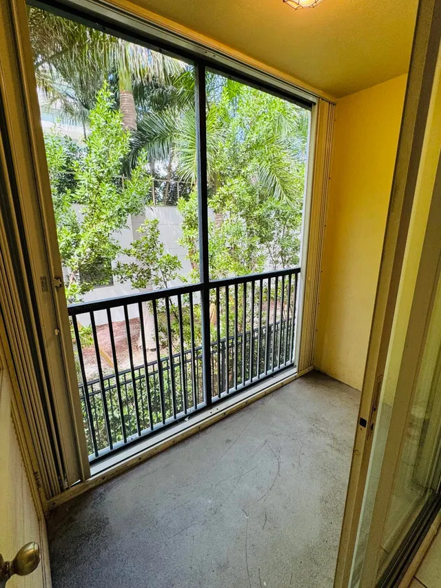 Downtown West Palm Beach Unit 112F photo 23