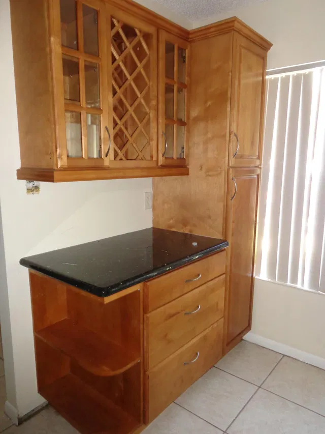  Unit E photo 5